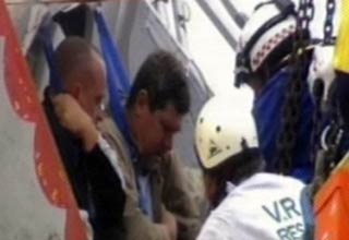 झूले पर अटका विमान