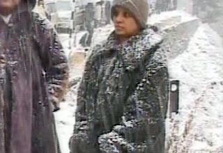 घाटी में मौसम की पहली बर्फबारी