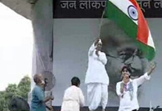 टीम अन्ना कार रैली