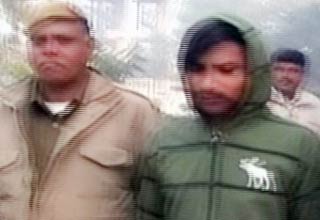 धरा गए शातिर तस्‍कर