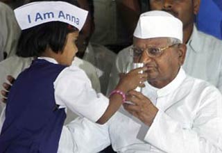 अन्ना हजारे