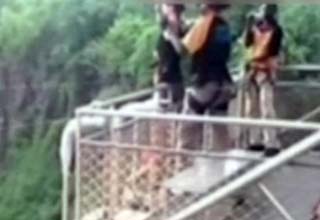 बंजी जंपिंग