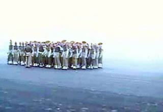 दिल्‍ली पर छाई कोहरे की चादर