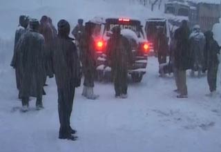 भारी बर्फबारी की चेतावनी