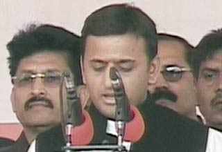 अखिलेश यादव