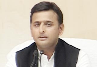 अखिलेश यादव