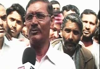 नरेंद्र के पिता केशव