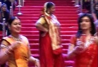 सास बहू और बेटियां