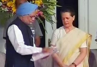 मनमोहन सिंह, सोनिया गांधी