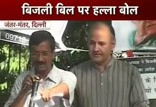 अरविंद केजरीवाल और मनीष सिसोदिया