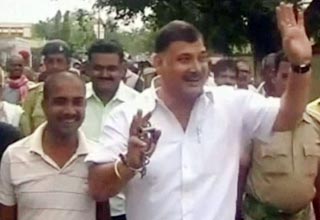 मुन्‍ना शुक्‍ला