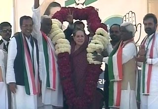 सोनिया गांधी