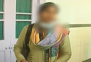 लड़की से छेड़खानी