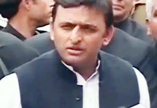 अखिलेश यादव