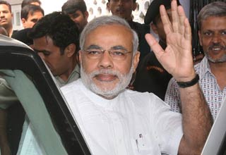 नरेंद्र मोदी