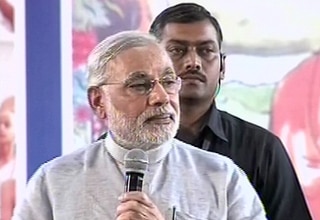 नरेंद्र मोदी