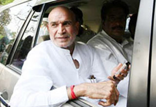 सज्जन कुमार