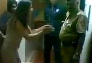 मॉडल अंजुम नायर