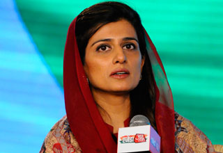 हिना रब्बानी खर