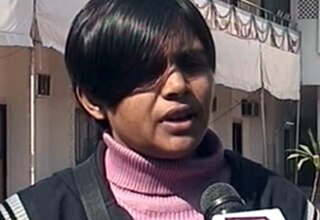 महिला इंस्‍पेक्‍टर अमृता सोलंकी