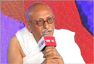 महात्‍मा गांधी के रूप में कैसर जानी