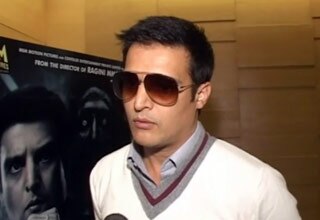 बॉलीवुड अभिनेता जिमी शेरगिल