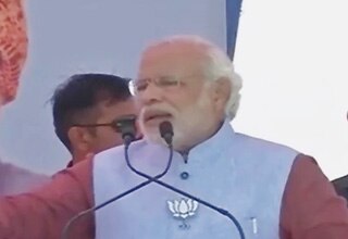 नरेंद्र मोदी