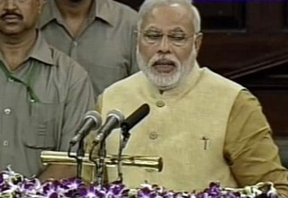 नरेंद्र मोदी