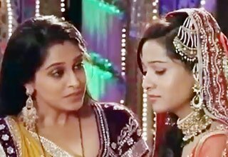 सास बहू और बेटियां