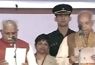 हरियाणा के पहले भाजपाई मुख्यमंत्री ने ली शपथ, मोदी थे मौजूद