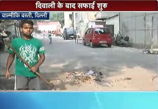 दिवाली में कचरे से अटा देश, सफाई शुरू