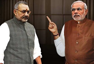 गिरिराज सिंह और नरेंद्र मोदी (फाइल फोटो)