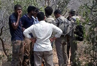 पुलिस के साथ एनकाउंटर में मारे गए 20 तस्कर