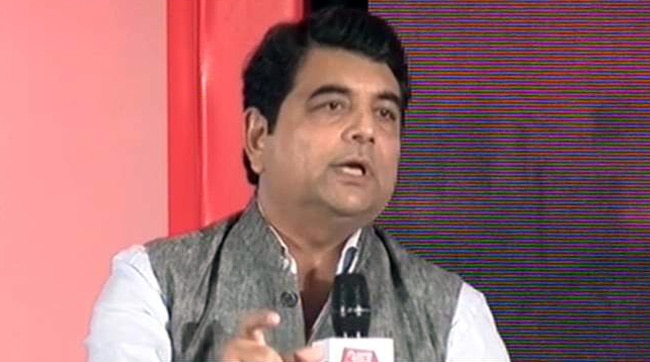 एक साल में मोदी ने लोगों को सेल्फी लेना सिखाया: आरपीएन सिंह
