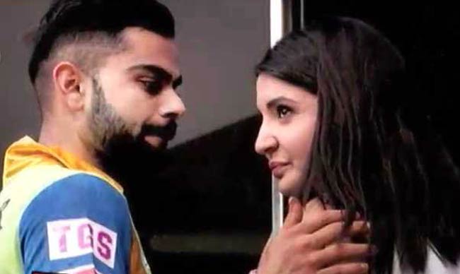 महंगा पड़ेगा यह खुल्लम-खुल्ला प्यार?