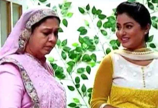 10 साल बाद जब भाभी मां ने अक्षरा को कहा 'बहू'