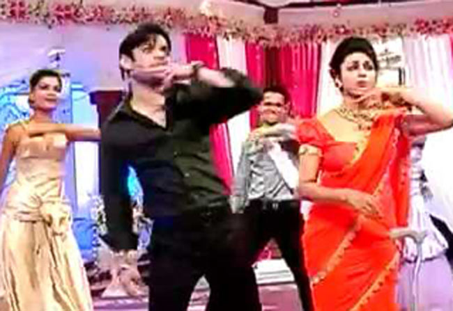 भल्ला हाउस में सजी नच की महफिल