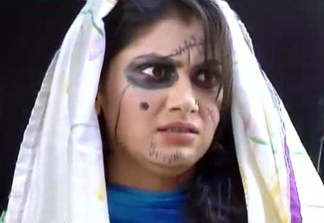 दादी को लगा झटका जब भूत बनी प्रज्ञा