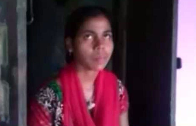 युवती ने शादी से पहले की शौचालय की मांग