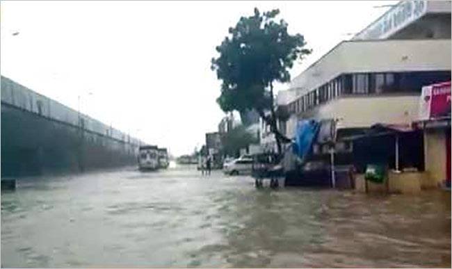 भारी बारिश से बेहाल जनजीनव!