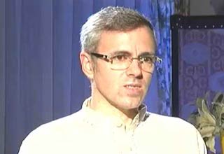 आतंकी के बेटे की मदद कर कुछ गलत नहीं किया मेरे पिता ने: उमर अब्दुल्ला