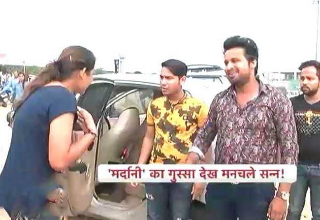 दिल्ली में मनचलों को महंगी पड़ी छेड़खानी!