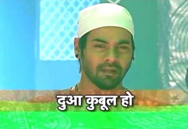 खुदा के दर पर पहुंचा अभि, अस्पताल में प्रज्ञा