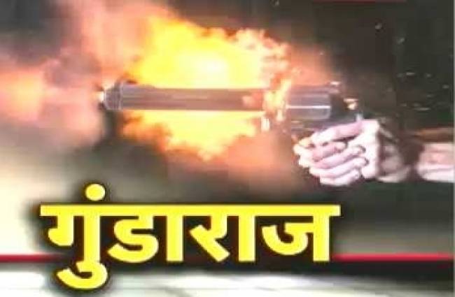 act of looting captured in CCTV