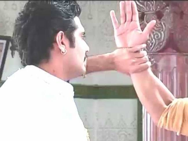 सास बहू और बेटियां