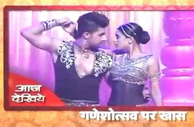 गणेश उत्सव की तैयारियों में जुटीं सास बहू और बेटियां