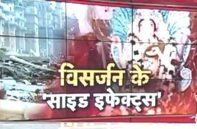 वाराणसी में साधुओं पर हुआ था लाठीचार्ज