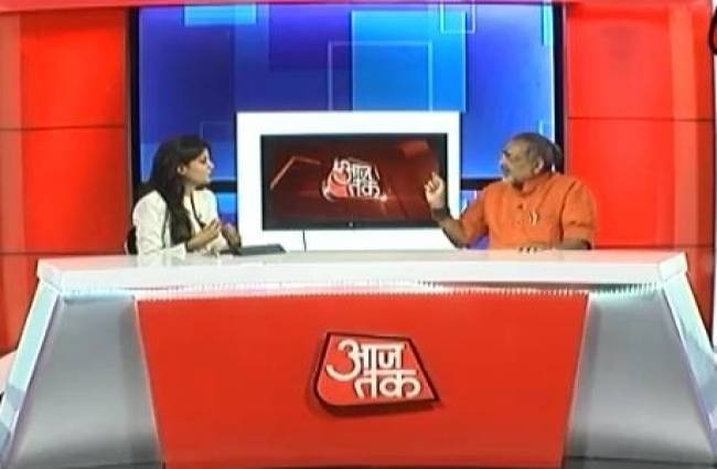 आजतक पर गिरिराज सिंह का सुलगता इंटरव्यू