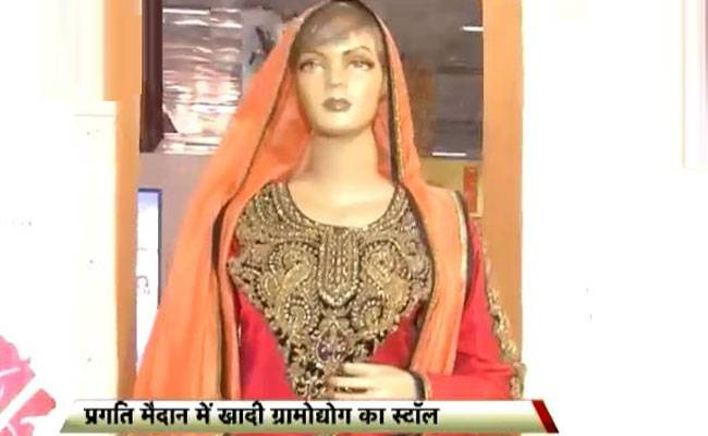 ट्रेड फेयर में छा रहा है खादी