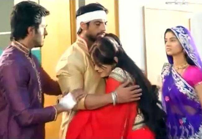 अहम ने अपनी बेटी से मिलने से किया इनकार